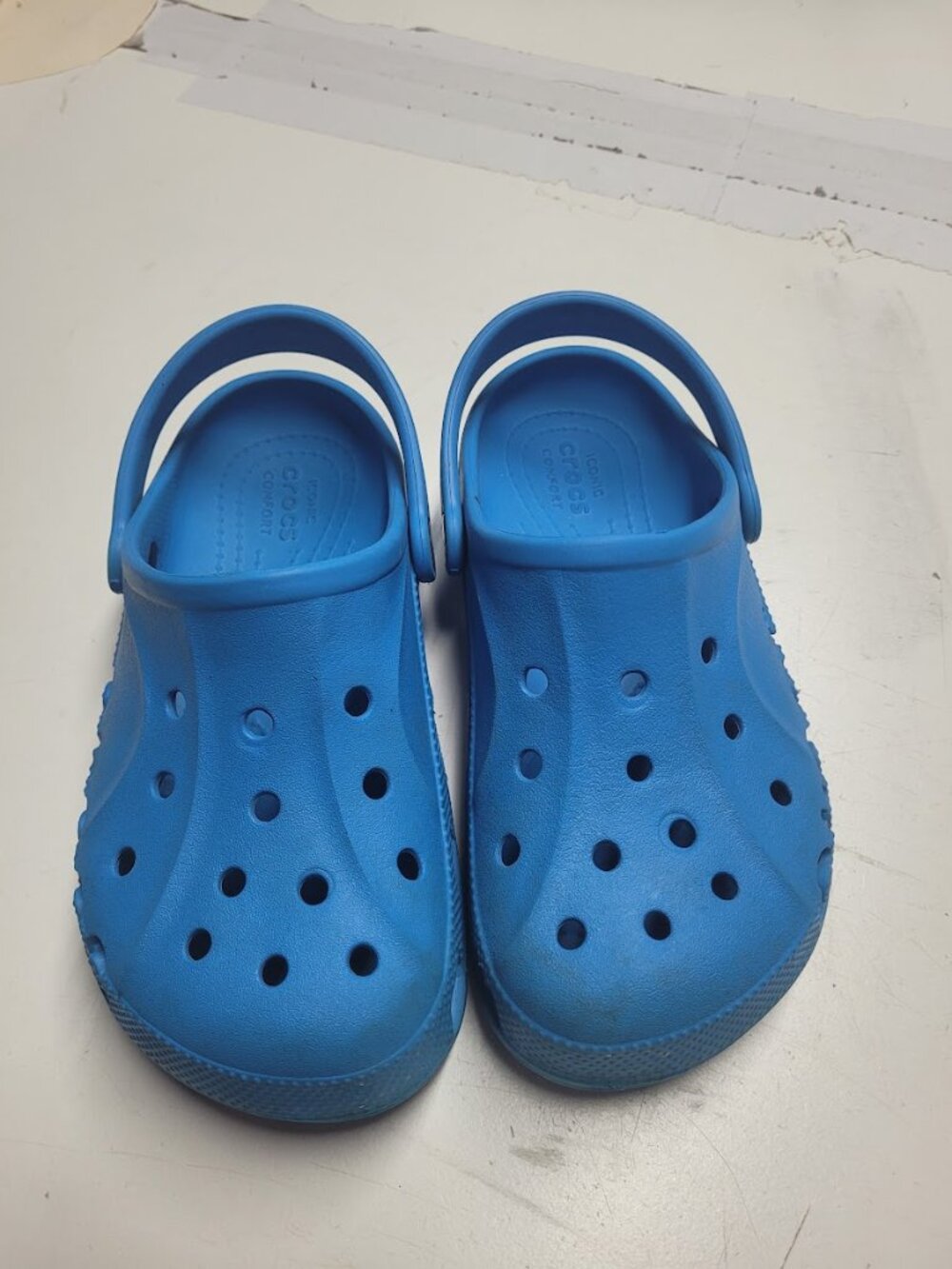 Boys SHOES - Blue Crocs - Big Boys Youth size 3 (Y3)